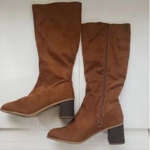 Universal Thread brown  boots Size 11